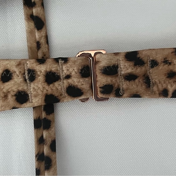 Shade & Shore Cheetah Bathing Suit Top, Bikini Top, Swimsuit, Tops - Picture 4 of 9